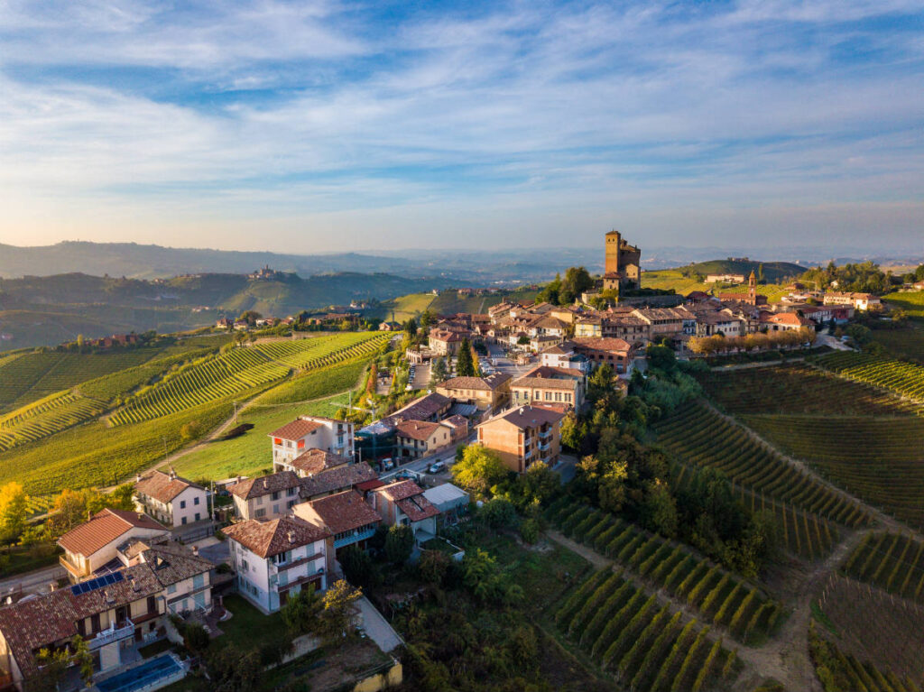 serra-lunga-dalba-ebike-lake-como-1024x767 GUIDED TOUR - Langhe